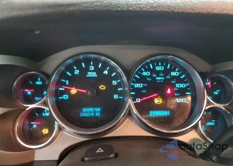 2007 Chevrolet Silverado C1500 Crew Cab z USA, uszkodzony, nr VIN 2GCEC13C971648685